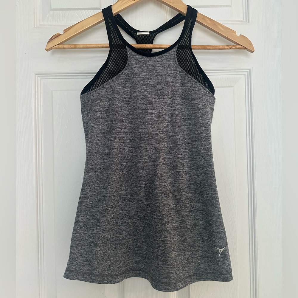 Old Navy Active Go-Dry Racerback Tank – XS – Built-In Bra